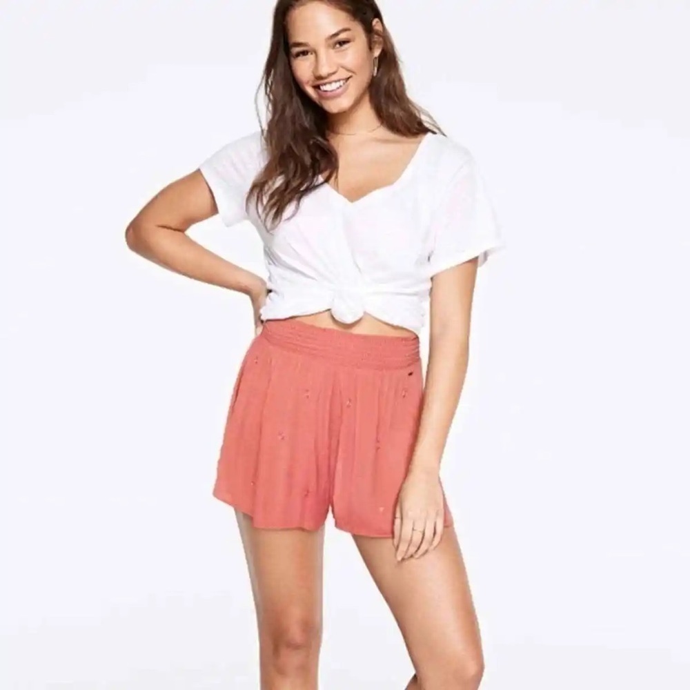 Pink Victoria’s Secret Smocked High Waisted Floral Embroidered Shorts Size L NWT